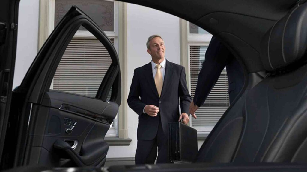 Luxury Car Rental with Driver for Business Travel - Executive Travel