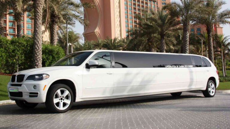 limousine car rent in dubai for a remarkable experience