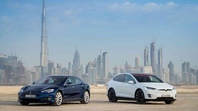 rent specialty cars for the best prices in Dubai